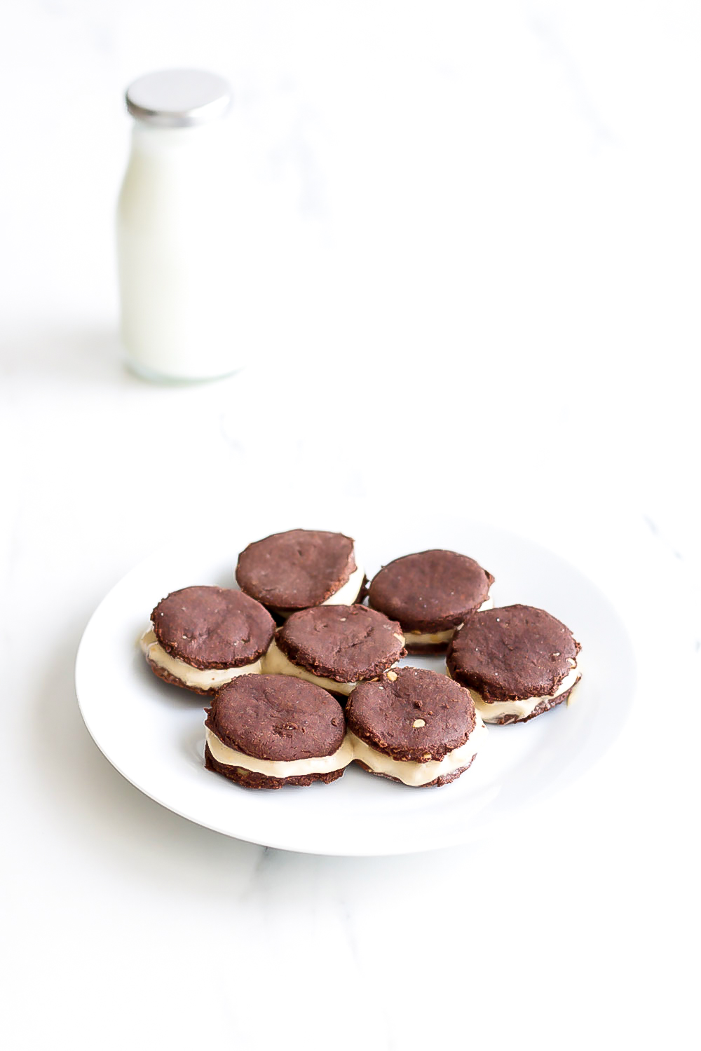 These Banana Nice Cream Oreos are made with healthy ingredients that are loaded with important nutrients that will help promote good health and better eating patterns! https://www.spotebi.com/recipes/banana-nicecream-oreos/