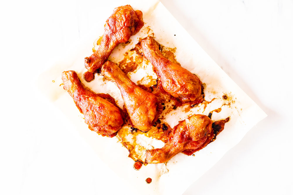 Perfect for your cookouts and backyard parties, these Caramelized Baked Barbecue Chicken Drumsticks are easy, flavorful and an instant crowd-pleaser you'll come back to all Spring and Summer long! https://www.spotebi.com/recipes/caramelized-baked-barbecue-chicken-drumsticks/