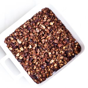 Crunchy Peanut Butter Chocolate Granola Recipe / @spotebi