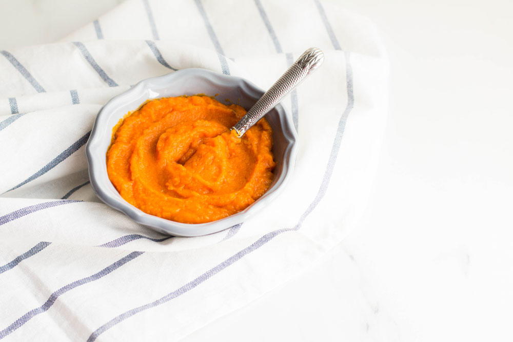 Easy Homemade Roasted Pumpkin Puree: A basic Weight Loss recipe that can be used to replace oil, butter, heavy cream and even cream cheese in many recipes! https://www.spotebi.com/recipes/easy-homemade-roasted-pumpkin-puree/