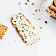 Gluten-Free Super Seed Crackers Recipe / @spotebi