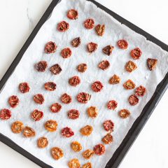 Oven-Dried Tomatoes Recipe / @spotebi