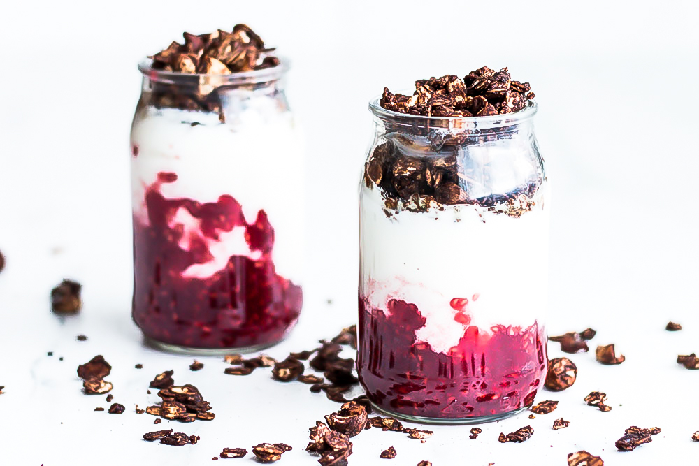 This yogurt parfait recipe made with fresh fruit and granola is a great snack alternative to those unhealthy processed snacks you find everywhere! https://www.spotebi.com/recipes/raspberry-homemade-crunchy-granola-yogurt-parfait/