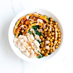 Roasted Chickpea Salad Recipe With Tahini Dressing / @spotebi