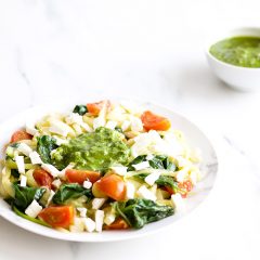 Zucchini Noodles With Basil Pesto Recipe / @spotebi